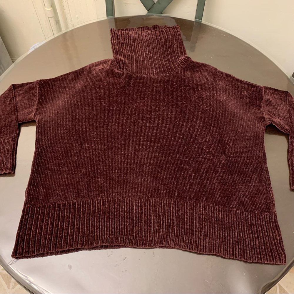 Sweater - Picture 3 of 10